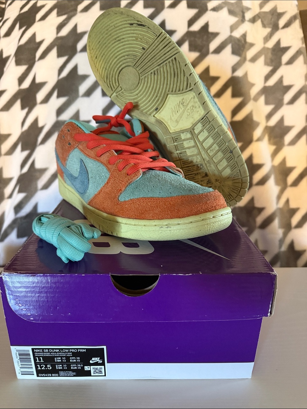 Nike Men’s ' Dunk Low Pro SB — Teal & Orange